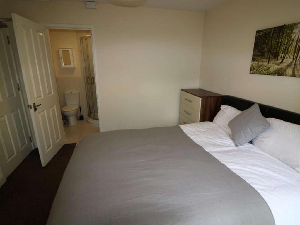 12 Benson Road, Headington OX3