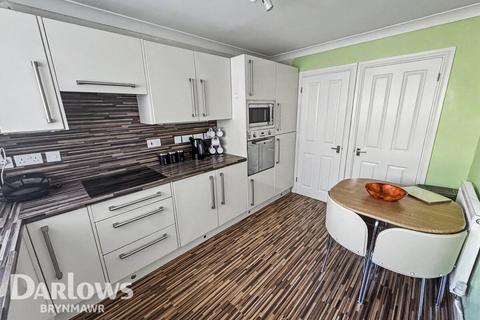 2 bedroom flat for sale, Bronhafod Street, Brynmawr