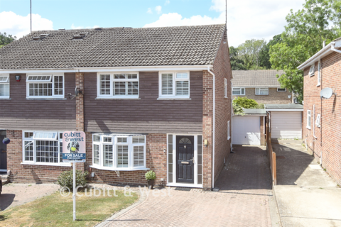3 bedroom semi-detached house for sale, Woburn Road, Crawley RH11