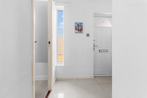 1 bedroom flat for sale, Kirkstall Close, Eastbourne BN22