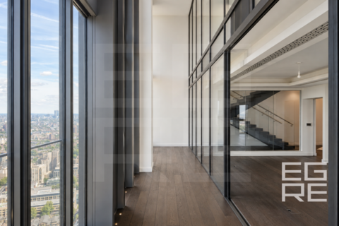 5 bedroom mews for sale, Damac Tower, London SW8