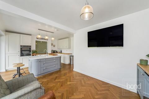 3 bedroom chalet for sale, Chignal Road, Chelmsford CM1