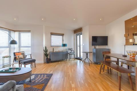 2 bedroom flat to rent, Zenith, Newquay, TR7