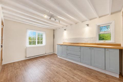 4 bedroom link detached house to rent, Norwich Road, Stowmarket IP14