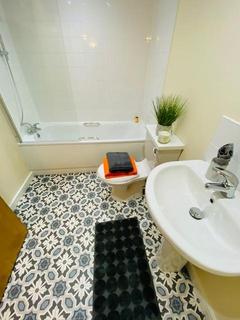 2 bedroom apartment to rent, Marsden House, Bolton, BL1 2JT