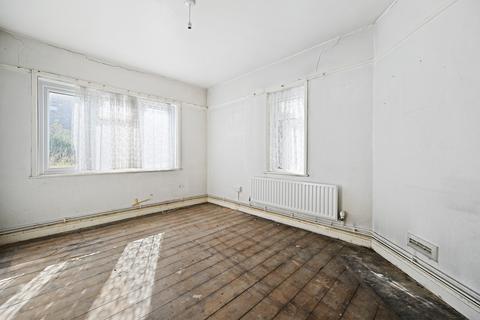 3 bedroom semi-detached house for sale, Claremont Road, NW2