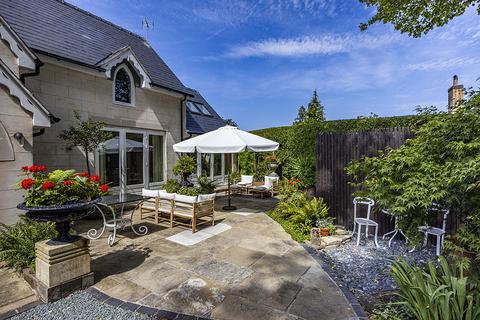 4 bedroom detached house for sale, Gonalston Lane, Hoveringham NG14