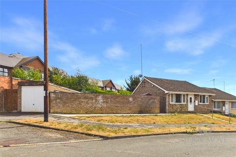 2 bedroom bungalow for sale, Severn Way, Northamptonshire NN16