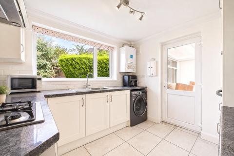 2 bedroom bungalow for sale, Severn Way, Northamptonshire NN16