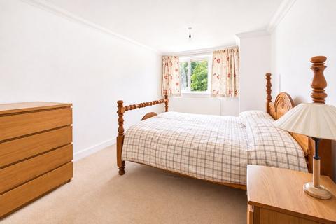 2 bedroom bungalow for sale, Severn Way, Northamptonshire NN16