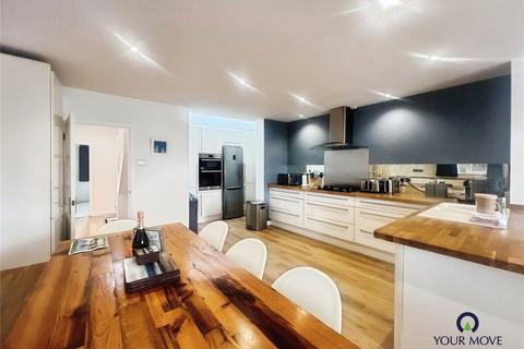 4 bedroom house to rent, Outram Road, West Sussex PO22