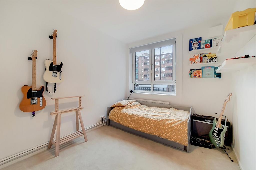 Apartment in London - View 3