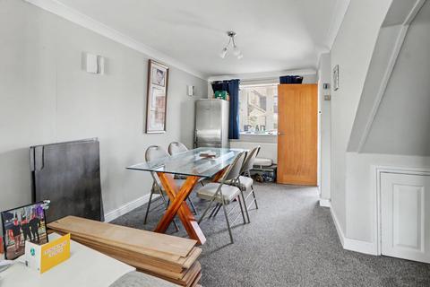 3 bedroom semi-detached house for sale, Parishes Mead, Stevenage SG2