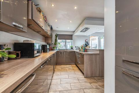 2 bedroom semi-detached house for sale, Grosvenor Avenue, Lepton, Huddersfield