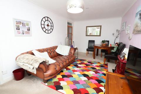 undefined, Urmston Lane, Stretford, M32