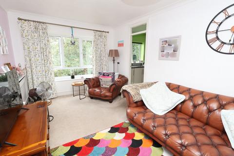 undefined, Urmston Lane, Stretford, M32