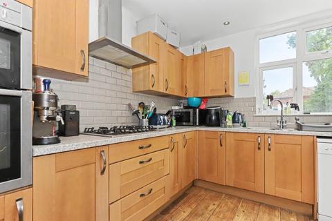 5 bedroom house to rent, Henley Avenue, Oxford