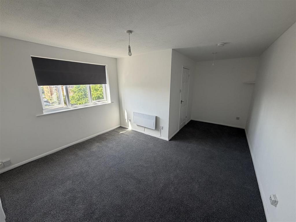 Apartment in Edmonton - View 2