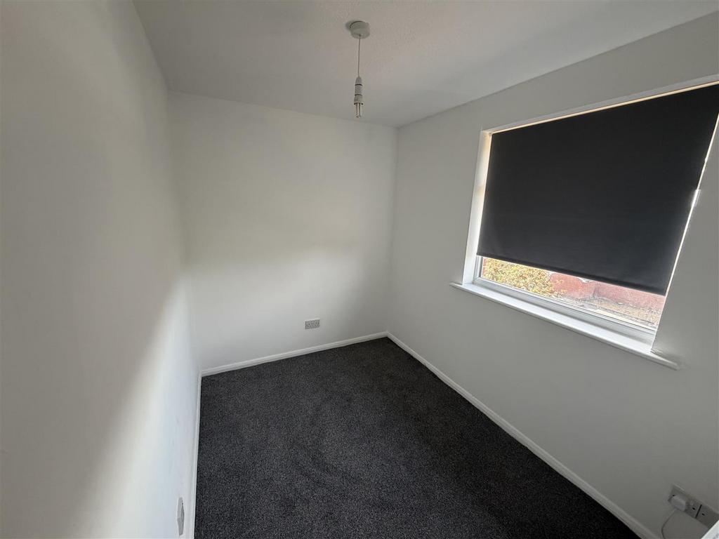 Apartment in Edmonton - View 5