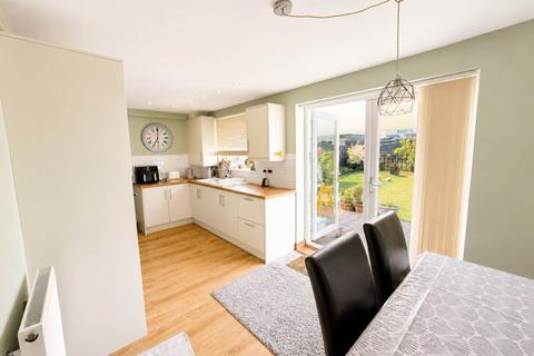 3 bedroom semi-detached house for sale, Westbury Crescent, Outskirts Of Weston