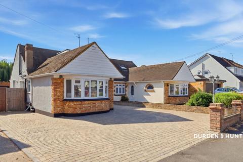 4 bedroom semi-detached bungalow for sale, Albany Road, Rayleigh SS6