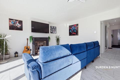 4 bedroom semi-detached bungalow for sale, Albany Road, Rayleigh SS6