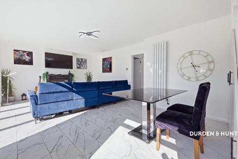 4 bedroom semi-detached bungalow for sale, Albany Road, Rayleigh SS6