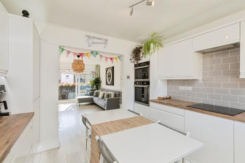 2 bedroom flat for sale, Jesse Hughes Court, Bath