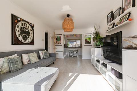 2 bedroom flat for sale, Jesse Hughes Court, Bath