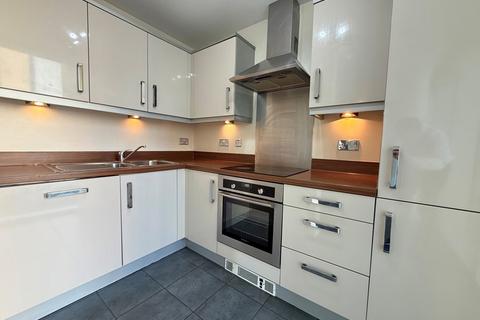 2 bedroom apartment to rent, Staten House, The Hub
