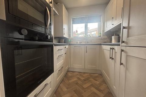 2 bedroom apartment for sale, The Drive, Halifax