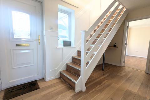 4 bedroom detached house to rent, Kempston, Bedford, MK42