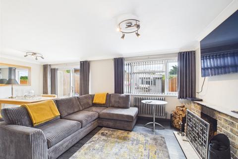 3 bedroom semi-detached house for sale, Middle Way, Oxfordshire OX39