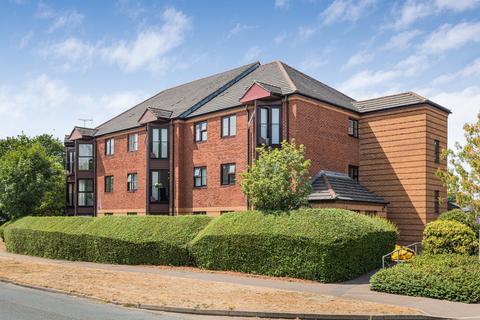 2 bedroom flat for sale, Roseacre Gardens, Welwyn Garden City, AL7
