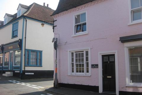 Studio to rent, South Street, Manningtree CO11