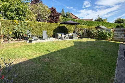 4 bedroom end of terrace house for sale, Wilkinson Way, Strensall, York