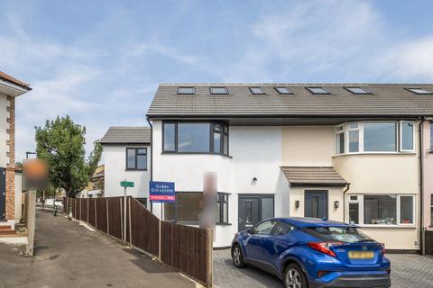 4 bedroom semi-detached house for sale, Gonville Crescent, Northolt