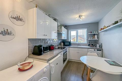 2 bedroom detached bungalow for sale, Thorns Drive, Greasby, CH49