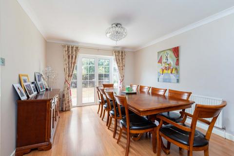 5 bedroom detached house for sale, Red Cottage Mews, London Road, Langley SL3