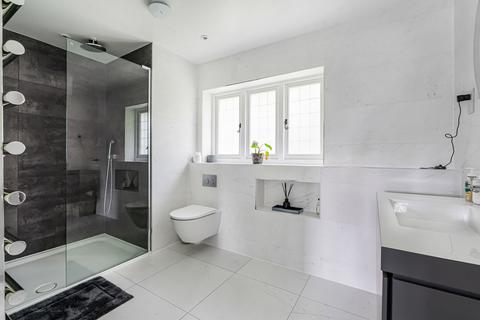 4 bedroom detached house for sale, High Street, Haslemere, Surrey