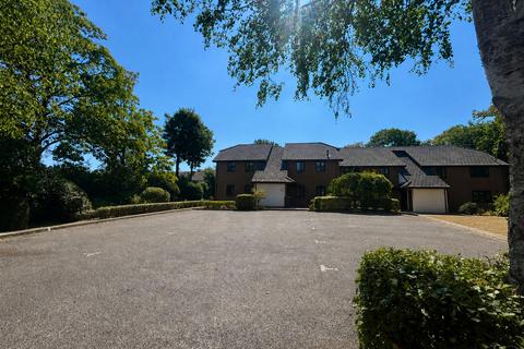 1 bedroom flat for sale, Campbell Close, Yateley GU46
