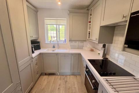 1 bedroom flat for sale, Campbell Close, Yateley GU46