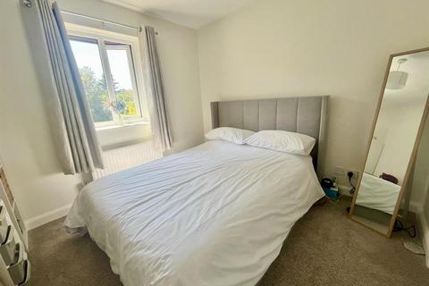 1 bedroom flat for sale, Campbell Close, Yateley GU46