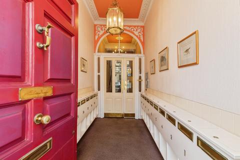 1 bedroom flat for sale, Great Pulteney Street, Bath