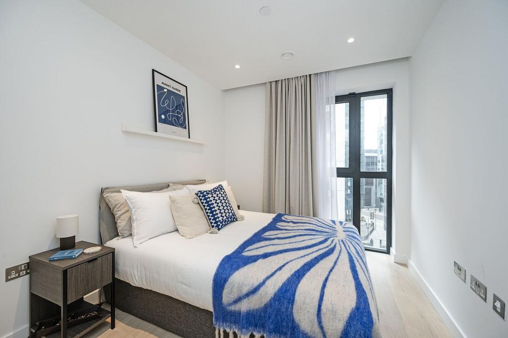 Apartment in London - View 3
