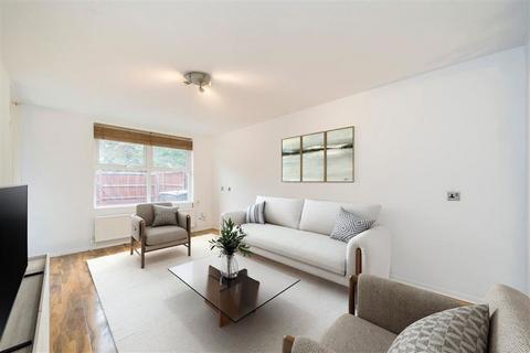 2 bedroom flat for sale, Hope Close, London SE12