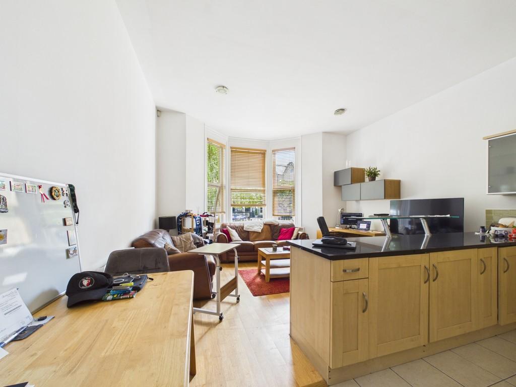 Apartment in Newcastle upon Tyne, Jesmond - View 5