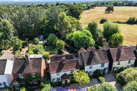 Hutton Village, Hutton, Brentwood