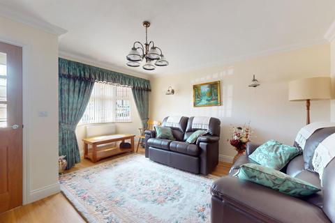 4 bedroom detached house for sale, Tudor Close, Northfleet, Gravesend, DA11