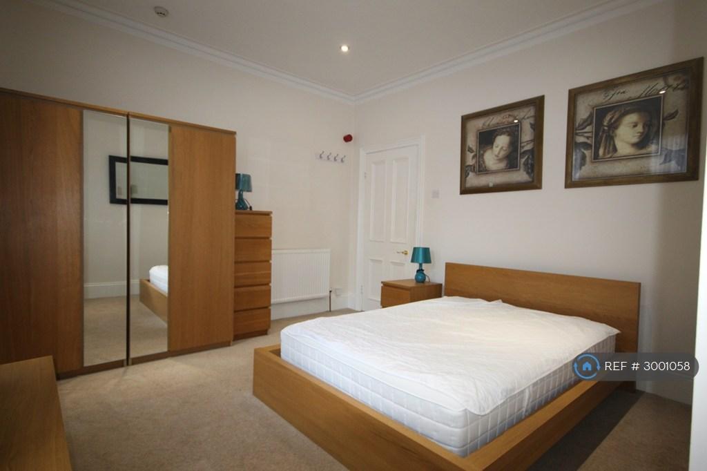 Apartment in York - View 5